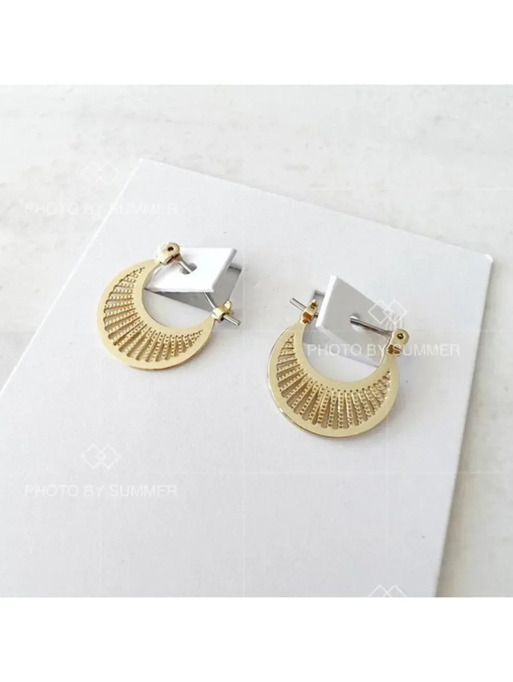& Other Stories Ray Hoop Earrings Gold